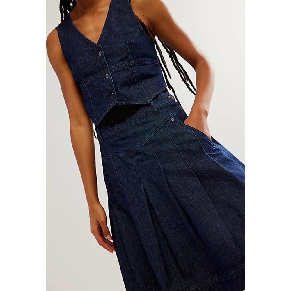 NEW FREE PEOPLE SCOUT DENIM CROPPED VEST TOP SKIRT SET OB1879827 SZ 4